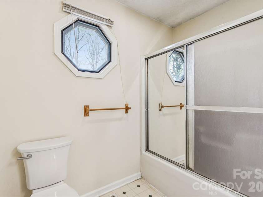 154 Lilly Avenue, Salisbury, NC 28144.  MLS# CAR4362819, YatesRealty ID 7135. 