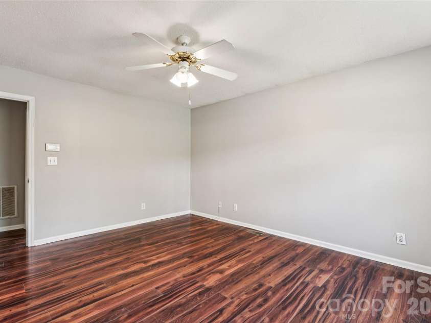 154 Lilly Avenue, Salisbury, NC 28144.  MLS# CAR4362819, YatesRealty ID 7135. Guest Room 1