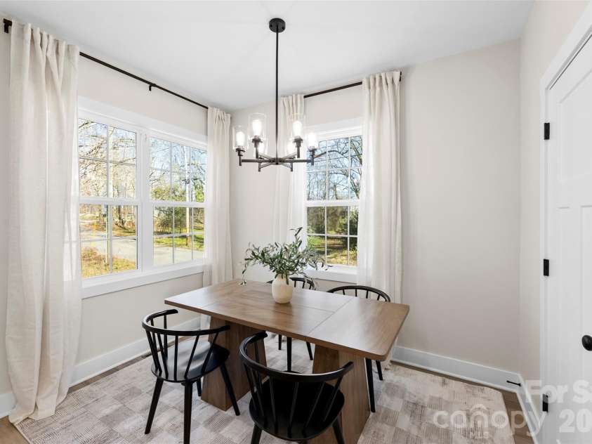 203 Putnam Street, Shelby, NC 28152.  MLS# CAR4343868, YatesRealty ID 7136. 