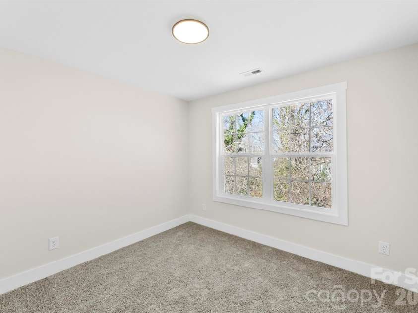 203 Putnam Street, Shelby, NC 28152.  MLS# CAR4343868, YatesRealty ID 7136. 