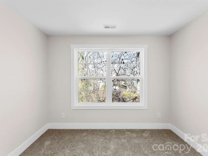203 Putnam Street, Shelby, NC 28152.  MLS# CAR4343868, YatesRealty ID 7136. 