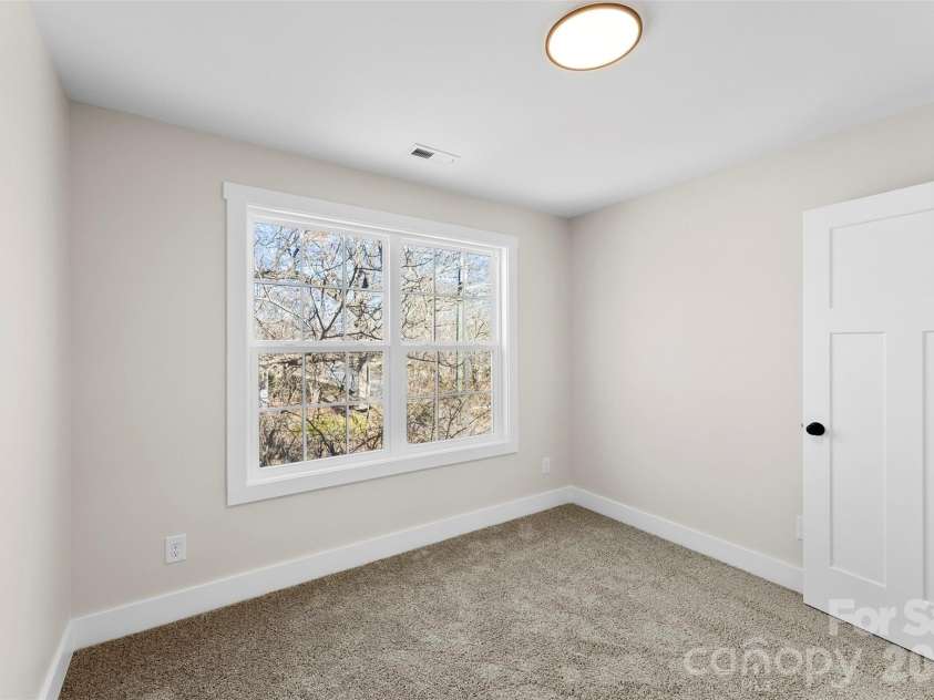 203 Putnam Street, Shelby, NC 28152.  MLS# CAR4343868, YatesRealty ID 7136. 