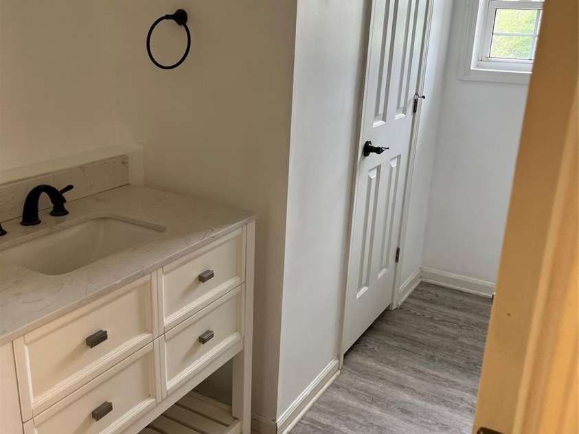 730 Jackson Road, Salisbury, NC 28146.  MLS# CAR4228640, YatesRealty ID 7136. Upstairs bath