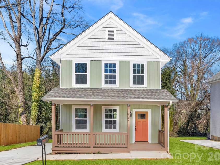 207 Putnam Street, Shelby, NC 28152.  MLS# CAR4343872, YatesRealty ID 7138. 