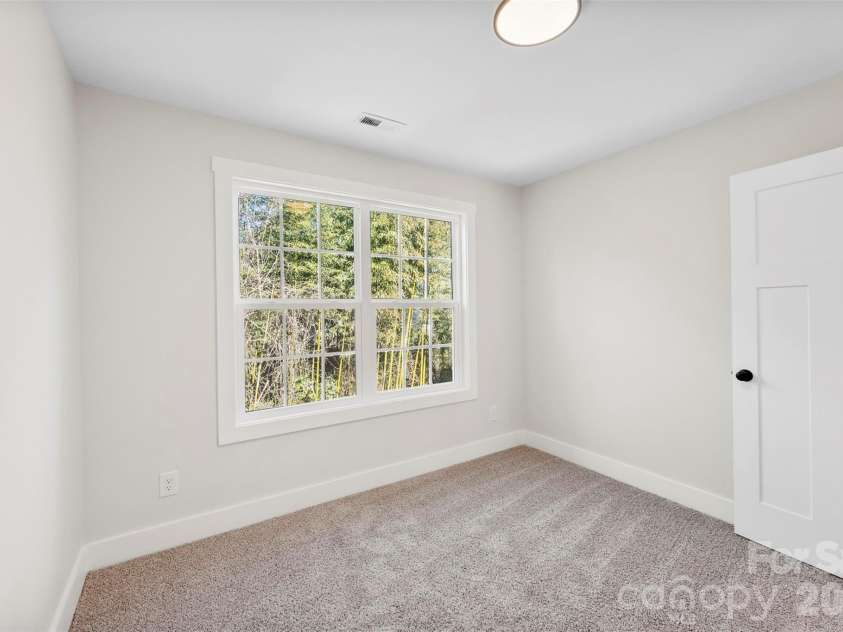 207 Putnam Street, Shelby, NC 28152.  MLS# CAR4343872, YatesRealty ID 7138. 