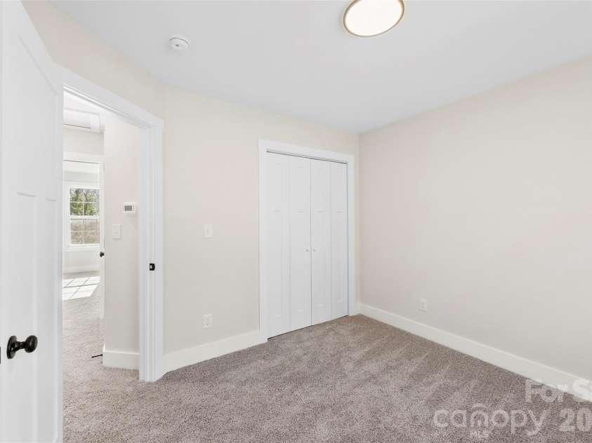 207 Putnam Street, Shelby, NC 28152.  MLS# CAR4343872, YatesRealty ID 7138. 