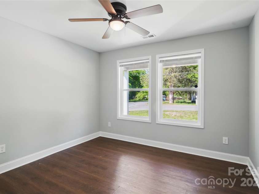 402 Digh Street, Gastonia, NC 28052.  MLS# CAR4248290, YatesRealty ID 7138. Bedroom