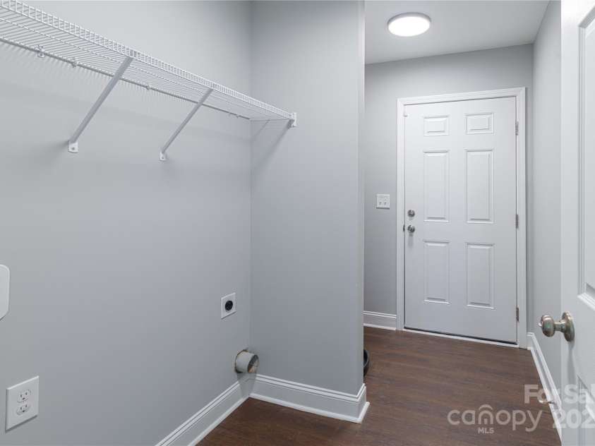 402 Digh Street, Gastonia, NC 28052.  MLS# CAR4248290, YatesRealty ID 7138. Laundry/Mud Room