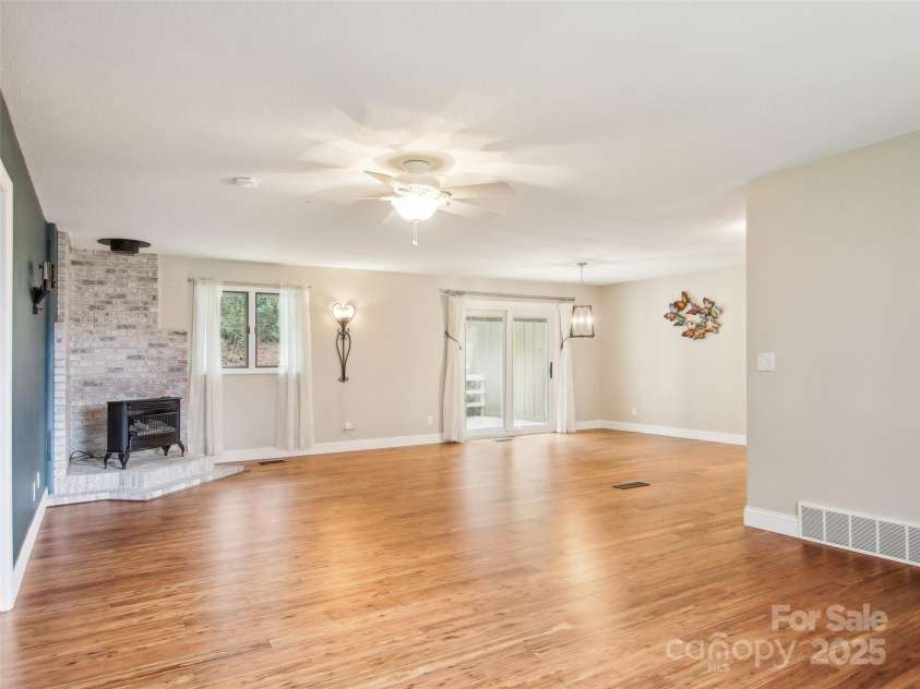 11 Floral Drive, Pisgah Forest, NC 28768.  MLS# CAR4237580, YatesRealty ID 7139. 