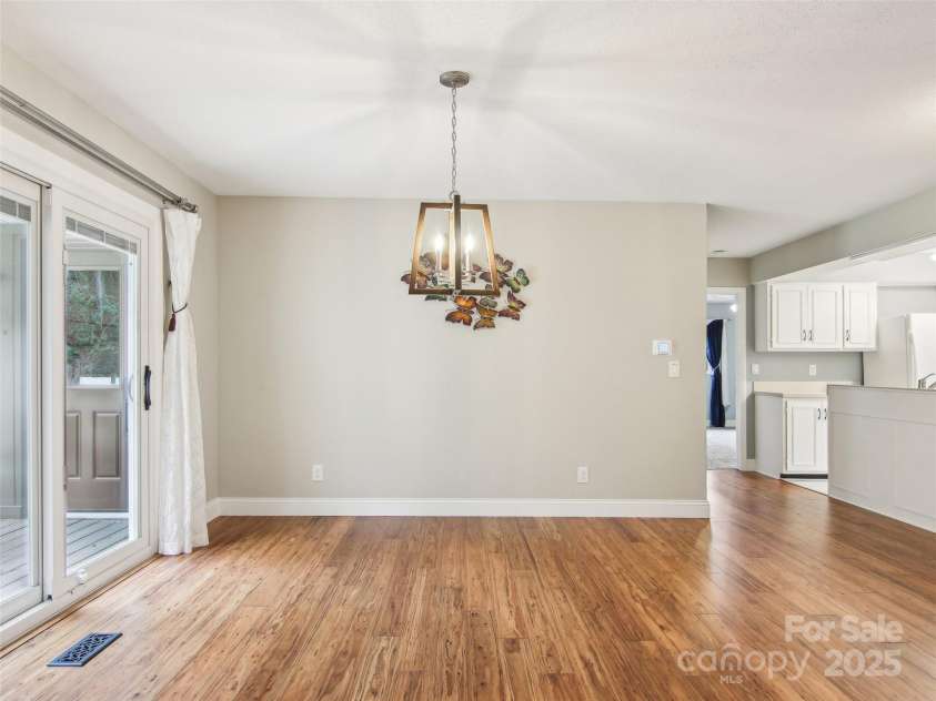 11 Floral Drive, Pisgah Forest, NC 28768.  MLS# CAR4237580, YatesRealty ID 7139. 