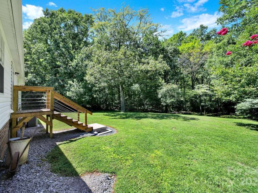 1219 Neely Smith Lane, Gastonia, NC 28056.  MLS# CAR4332846, YatesRealty ID 714. 