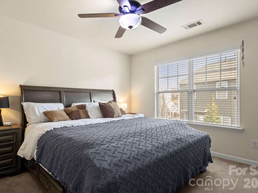 12221 Whiteside Drive, Charlotte, NC 28278.  MLS# CAR4360078, YatesRealty ID 7140. 