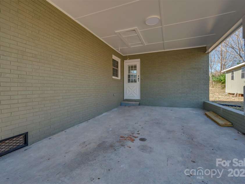 166 Crawley Drive, Forest City, NC 28043.  MLS# CAR4225839, YatesRealty ID 7140. 