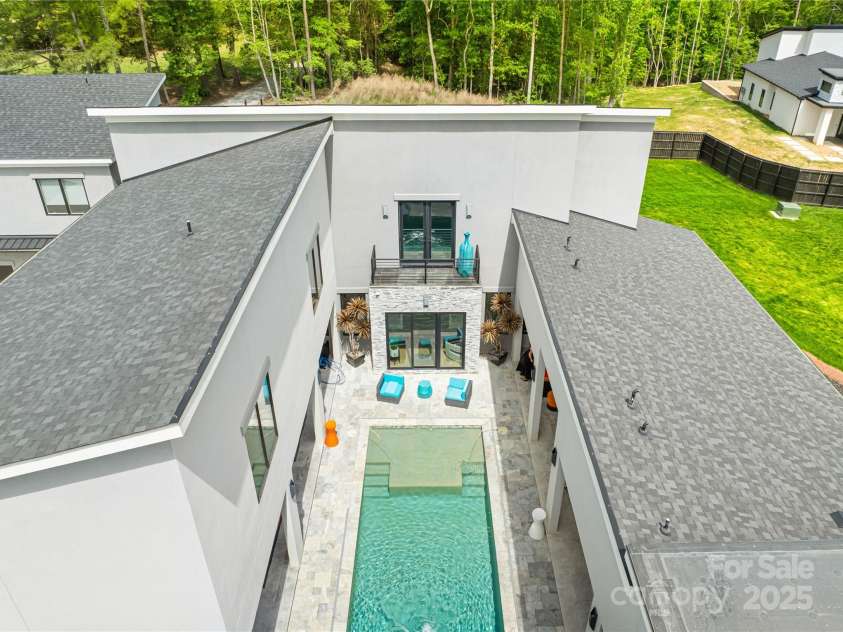 15700 Youngblood Road, Charlotte, NC 28278.  MLS# CAR4220486, YatesRealty ID 7141. 