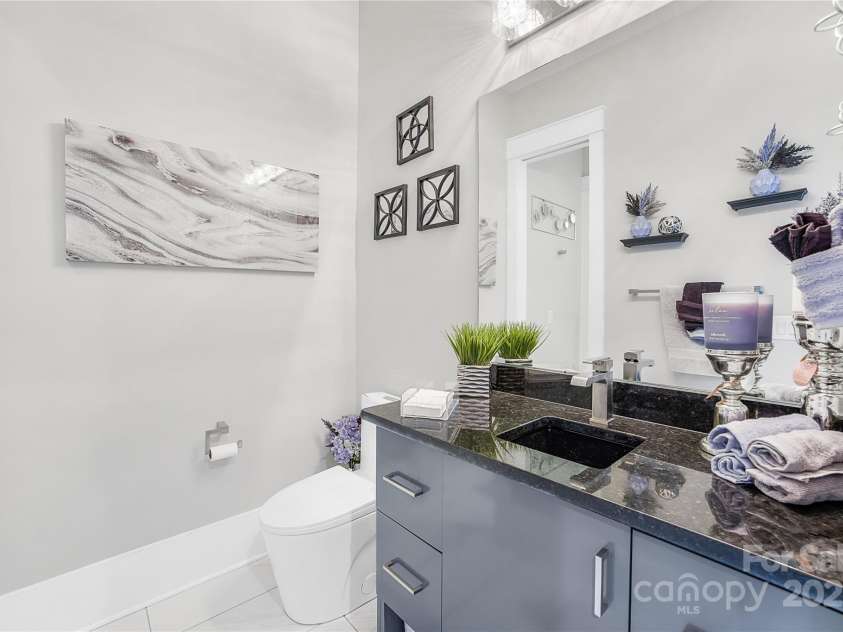15700 Youngblood Road, Charlotte, NC 28278.  MLS# CAR4220486, YatesRealty ID 7141. 