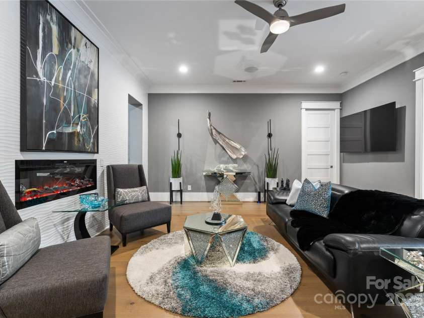 15700 Youngblood Road, Charlotte, NC 28278.  MLS# CAR4317068, YatesRealty ID 7141. 