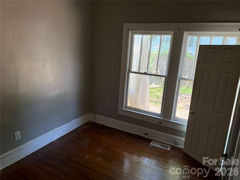 262 Elm Avenue, Concord, NC 28025.  MLS# CAR4349553, YatesRealty ID 7142. 