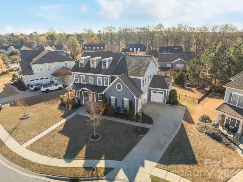 1221 Violet Court, Fort Mill, SC 29708.  MLS# CAR4361375, YatesRealty ID 7143. 