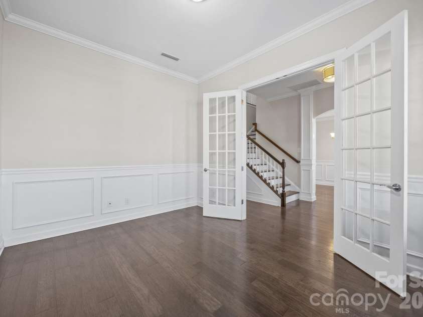 1221 Violet Court, Fort Mill, SC 29708.  MLS# CAR4361375, YatesRealty ID 7143. 