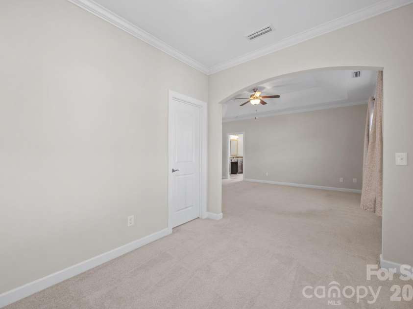 1221 Violet Court, Fort Mill, SC 29708.  MLS# CAR4361375, YatesRealty ID 7143. 
