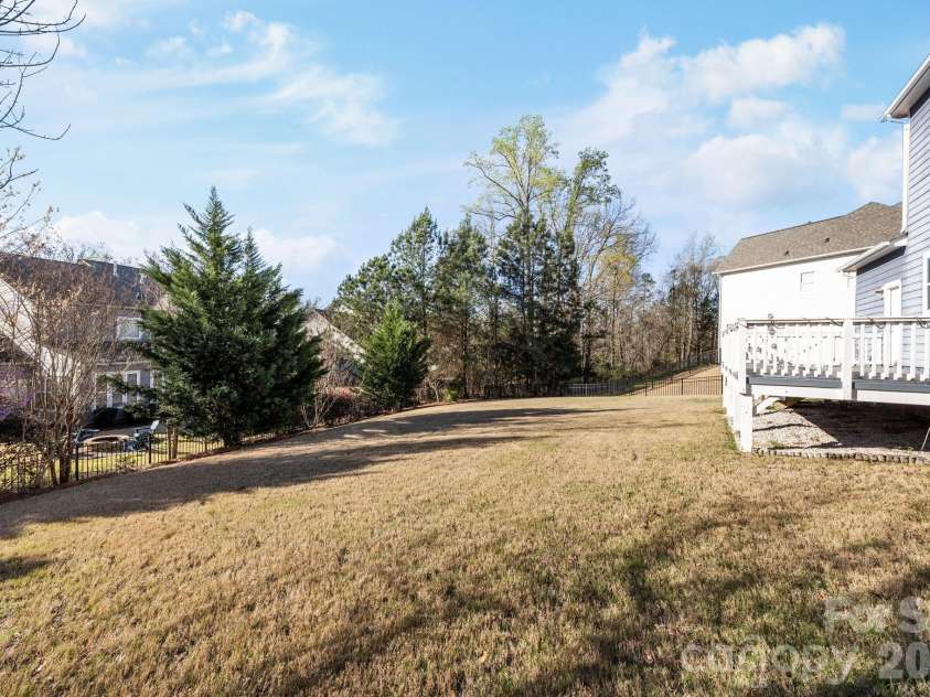 1221 Violet Court, Fort Mill, SC 29708.  MLS# CAR4361375, YatesRealty ID 7143. 