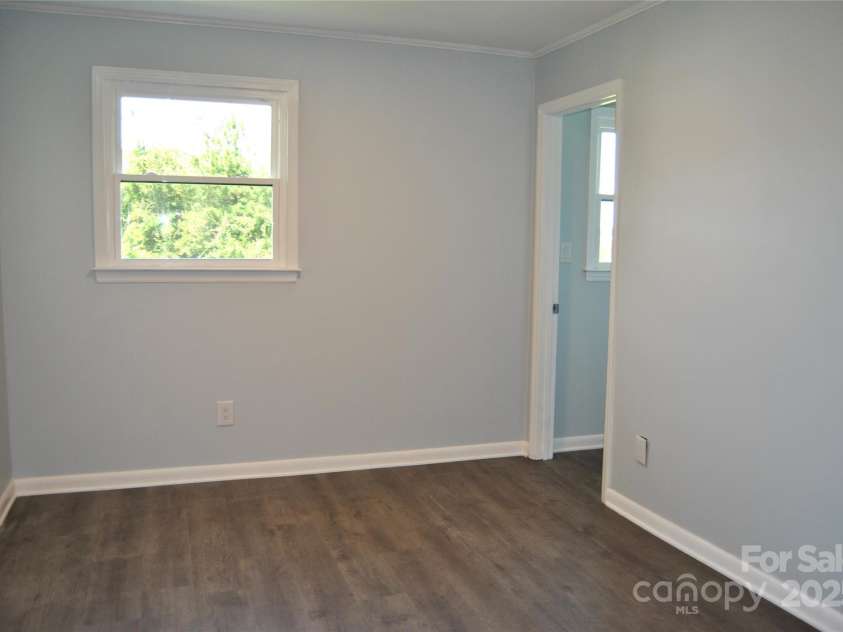 500 Doffin Lane, Gastonia, NC 28052.  MLS# CAR4179862, YatesRealty ID 7143. Primary Bedroom