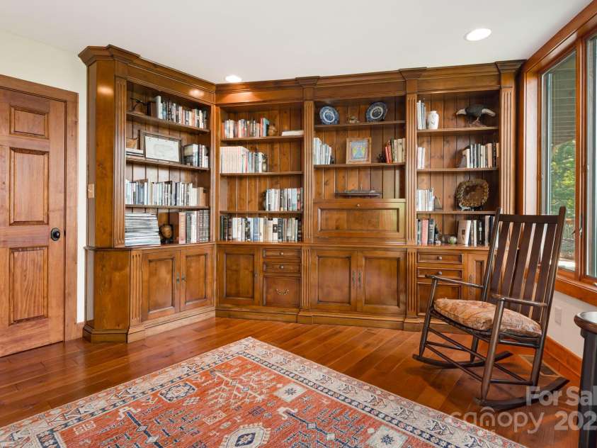197 Cherry Knob Drive, Mars Hill, NC 28754.  MLS# CAR4271284, YatesRealty ID 7144. Let your creativity flow in this inviting office, where custom millwork and panoramic views bring balance and focus to your work-from-home life.