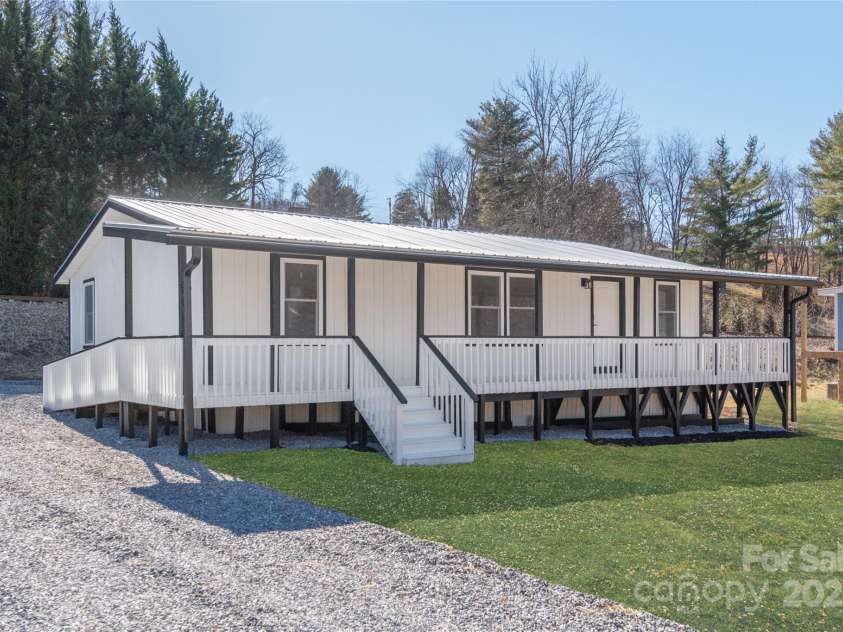 6166 Old Clyde Road, Canton, NC 28716.  MLS# CAR4217851, YatesRealty ID 7145. 