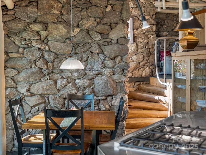 633 Upper Herron Cove Road, Asheville, NC 28804.  MLS# CAR4248389, YatesRealty ID 7146. 