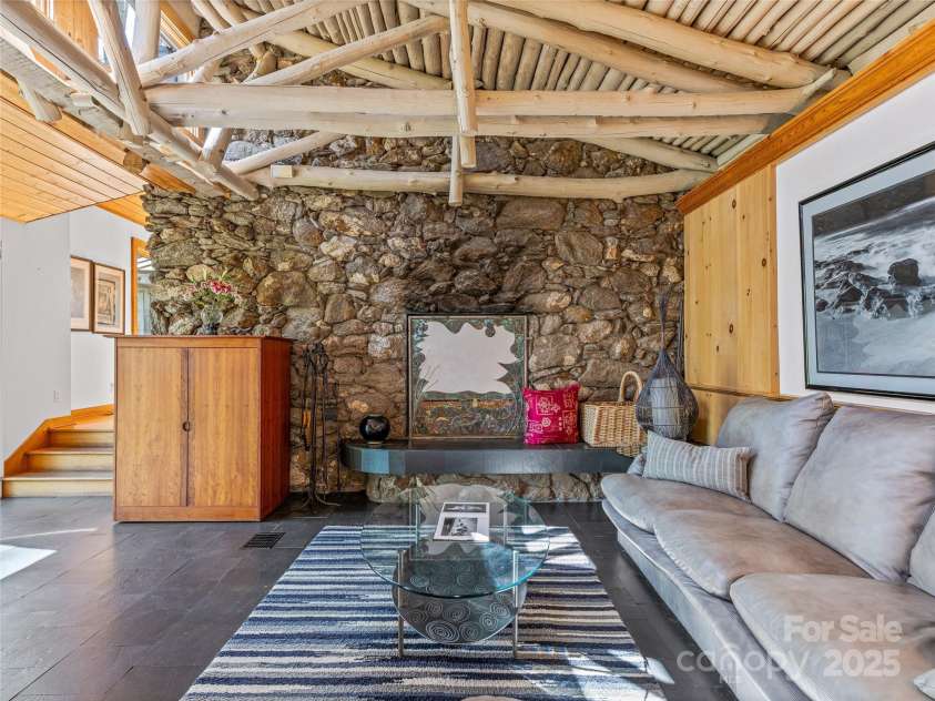 633 Upper Herron Cove Road, Asheville, NC 28804.  MLS# CAR4248389, YatesRealty ID 7146. 