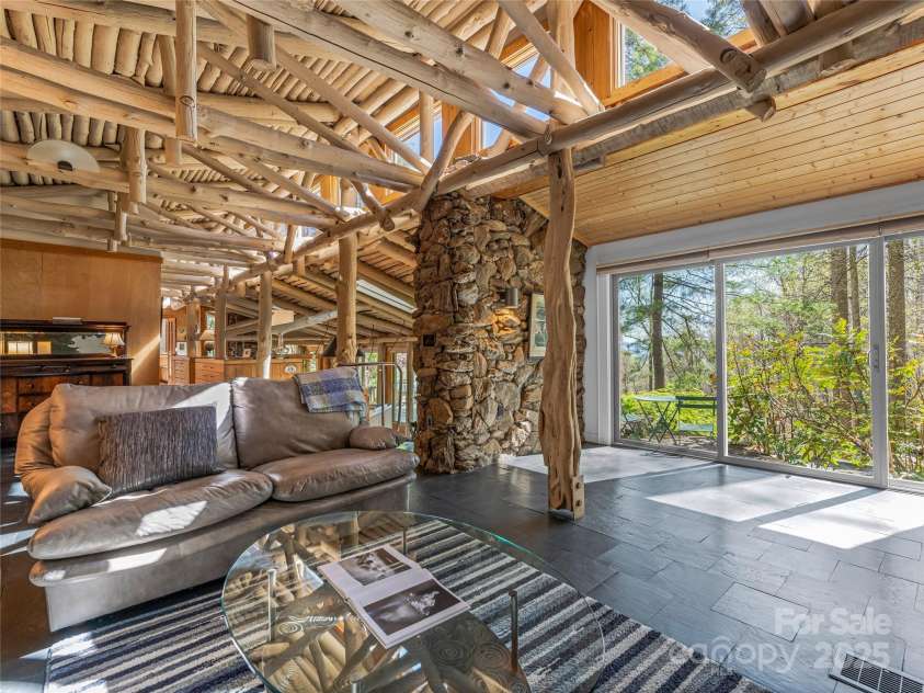 633 Upper Herron Cove Road, Asheville, NC 28804.  MLS# CAR4248389, YatesRealty ID 7146. 