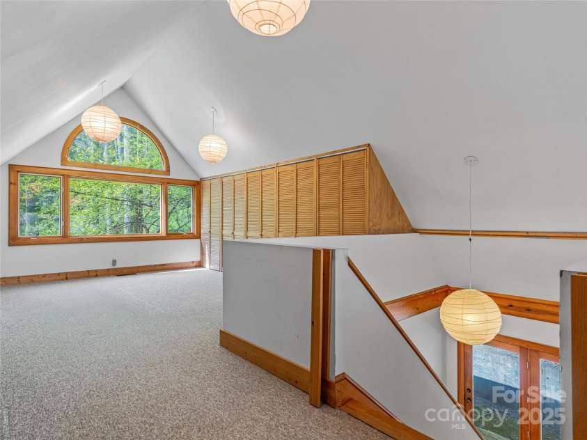633 Upper Herron Cove Road, Asheville, NC 28804.  MLS# CAR4248389, YatesRealty ID 7146. 