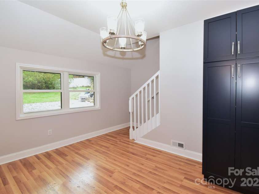 223 Main Street, Canton, NC 28716.  MLS# CAR4308024, YatesRealty ID 7148. 