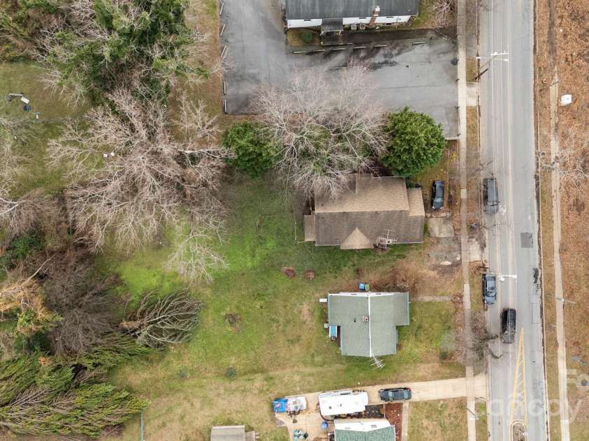 96 French Broad Avenue, Asheville, NC 28801.  MLS# CAR4205683, YatesRealty ID 715. 