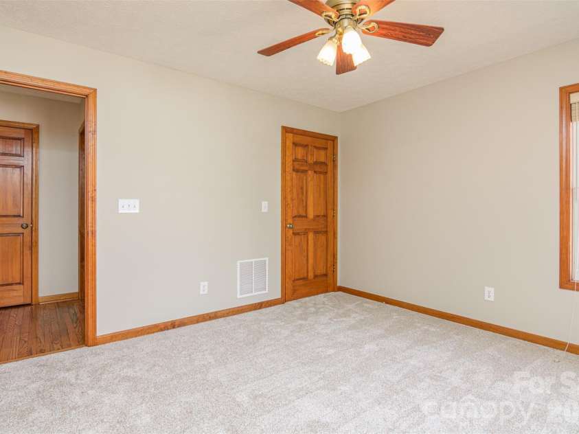 299 Carriage Summitt Way, Hendersonville, NC 28791.  MLS# CAR4400297, YatesRealty ID 7150. Study Office