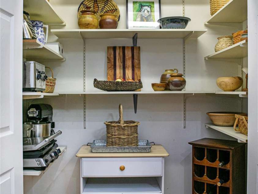 30 Tala Court, Brevard, NC 28712.  MLS# CAR4220327, YatesRealty ID 7152. 