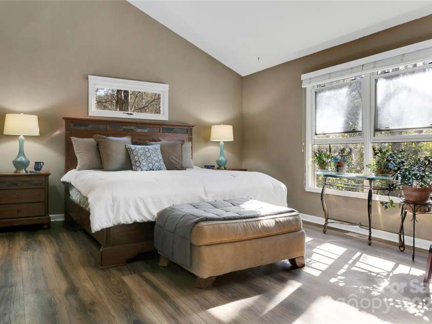 30 Tala Court, Brevard, NC 28712.  MLS# CAR4220327, YatesRealty ID 7152. 