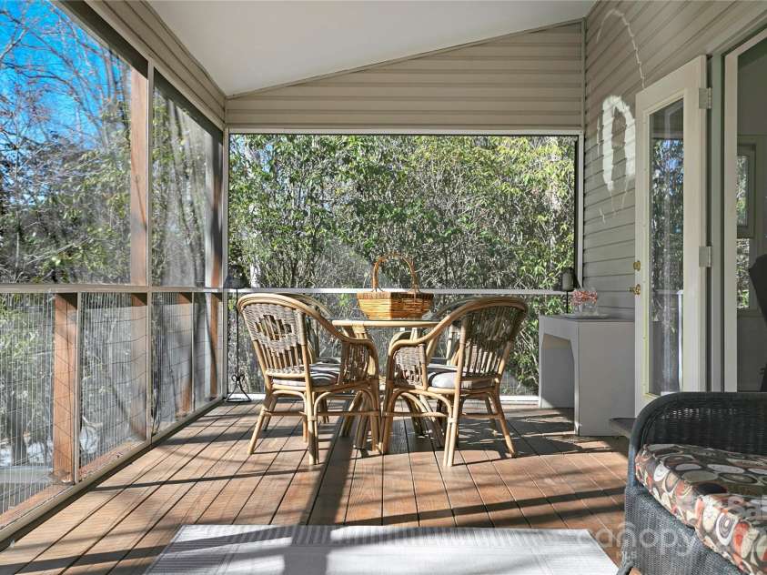 30 Tala Court, Brevard, NC 28712.  MLS# CAR4220327, YatesRealty ID 7152. 