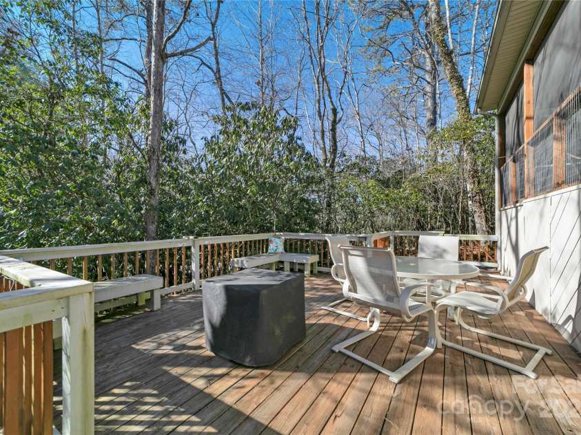 30 Tala Court, Brevard, NC 28712.  MLS# CAR4220327, YatesRealty ID 7152. 