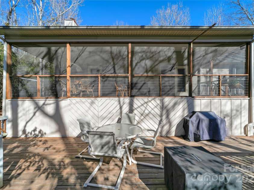 30 Tala Court, Brevard, NC 28712.  MLS# CAR4220327, YatesRealty ID 7152. 