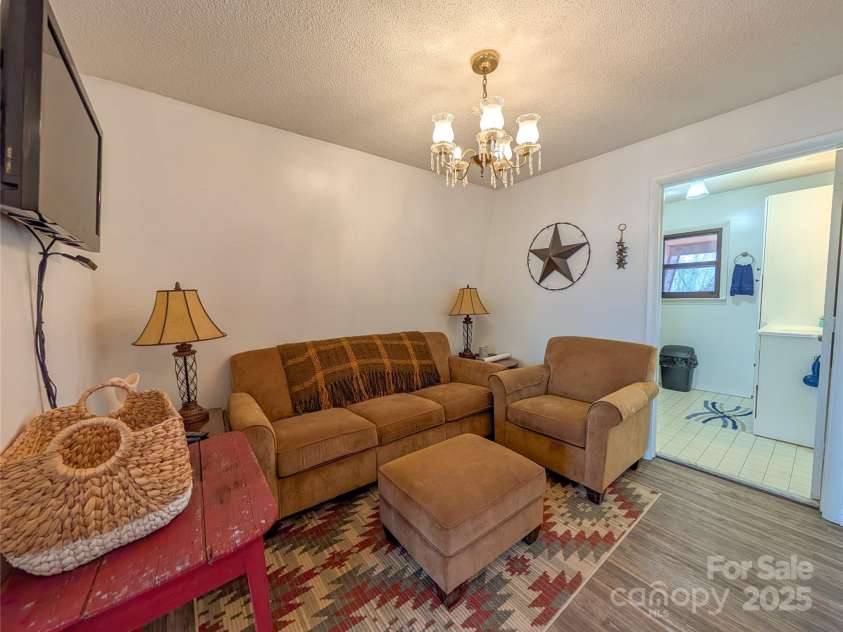 307 McMahon Lane, Bakersville, NC 28705.  MLS# CAR4241314, YatesRealty ID 7153. 