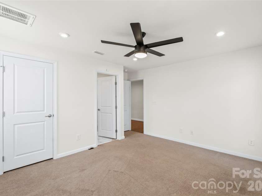 963 Portrush Lane, Tega Cay, SC 29708.  MLS# CAR4404100, YatesRealty ID 7153. 