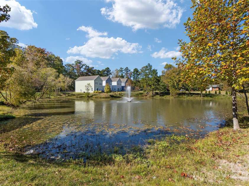 504 Kingsway Circle, Charlotte, NC 28214.  MLS# CAR4190062, YatesRealty ID 7154. 
