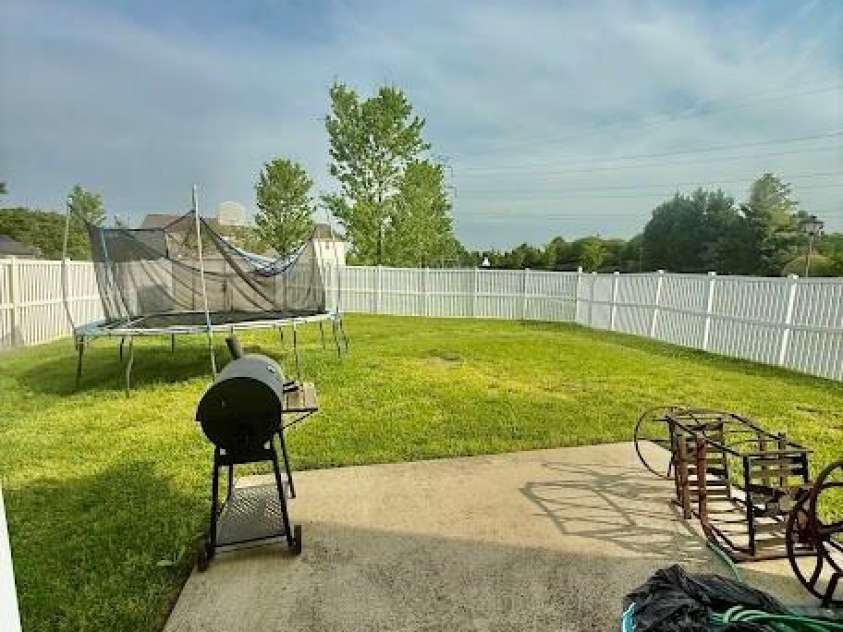 16306 Hayfield Road, Charlotte, NC 28213.  MLS# CAR4240657, YatesRealty ID 7155. 