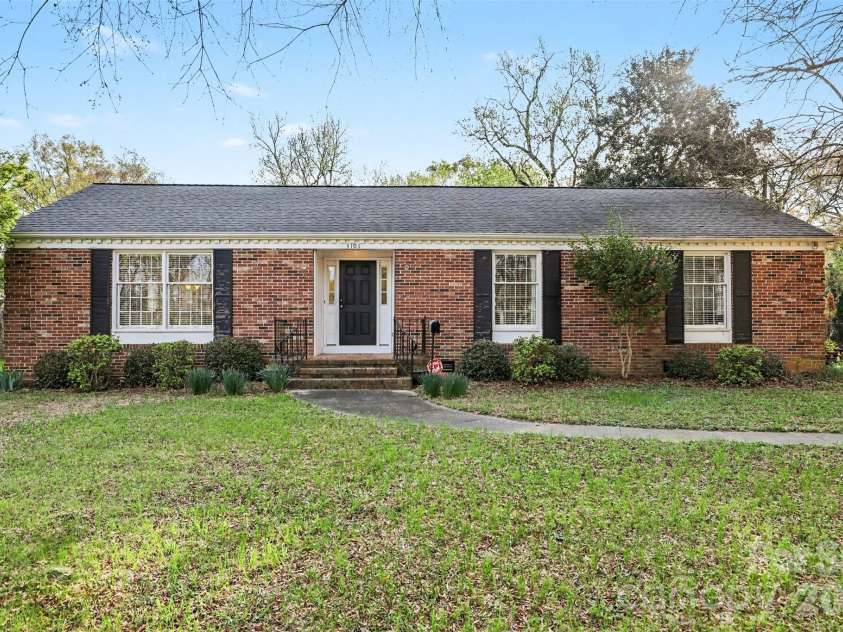 3101 Eastburn Road, Charlotte, NC 28210.  MLS# CAR4360543, YatesRealty ID 7156. 