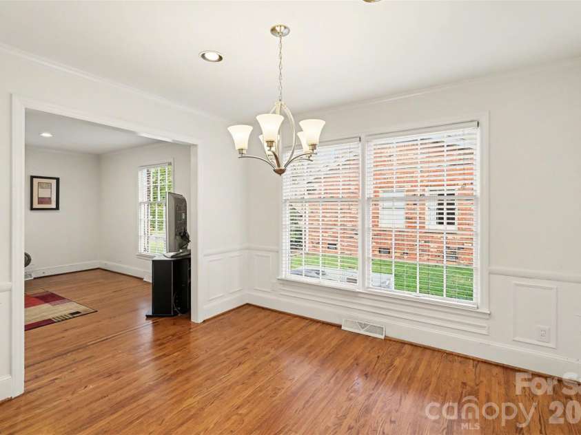 3101 Eastburn Road, Charlotte, NC 28210.  MLS# CAR4360543, YatesRealty ID 7156. 