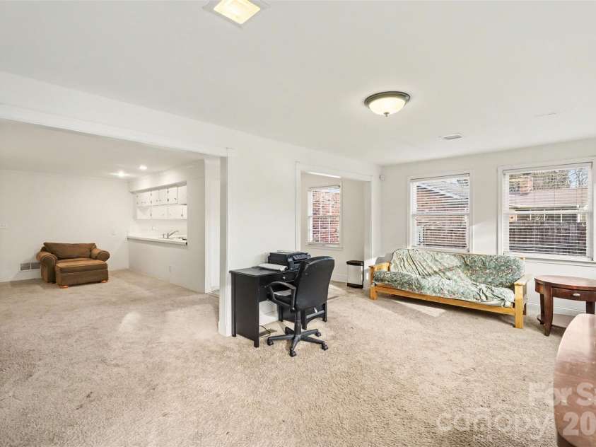 3101 Eastburn Road, Charlotte, NC 28210.  MLS# CAR4360543, YatesRealty ID 7156. 