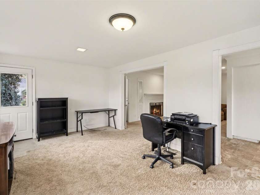 3101 Eastburn Road, Charlotte, NC 28210.  MLS# CAR4360543, YatesRealty ID 7156. 