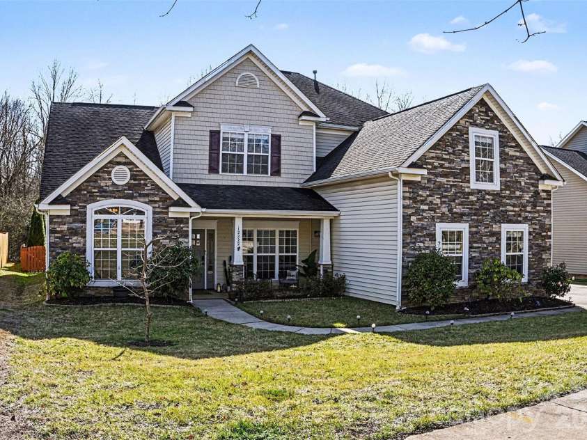 12222 Journeys End Trail, Huntersville, NC 28078.  MLS# CAR4349693, YatesRealty ID 7157. 