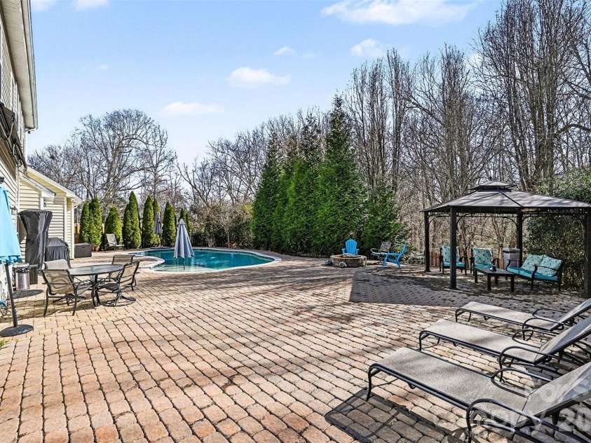 12222 Journeys End Trail, Huntersville, NC 28078.  MLS# CAR4349693, YatesRealty ID 7157. 
